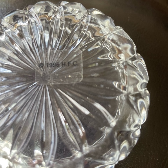 Ring holder - Picture 4 of 5